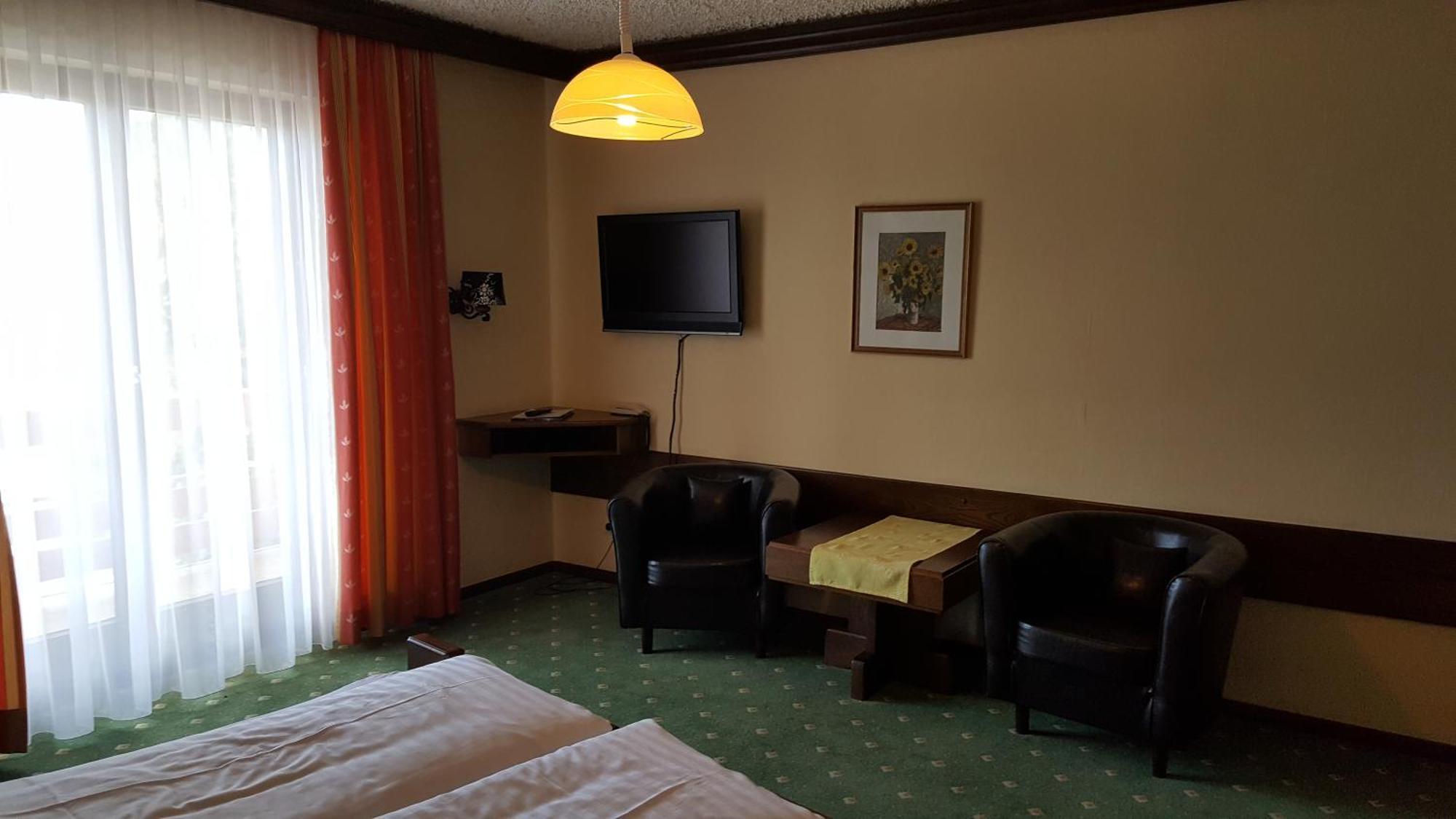 Hotel Kanz Villach Room photo